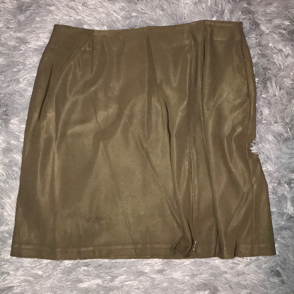 Green skirt